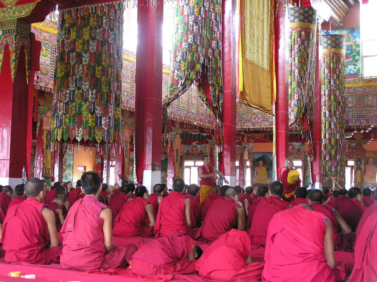A geshe examination debate in progress at Sera