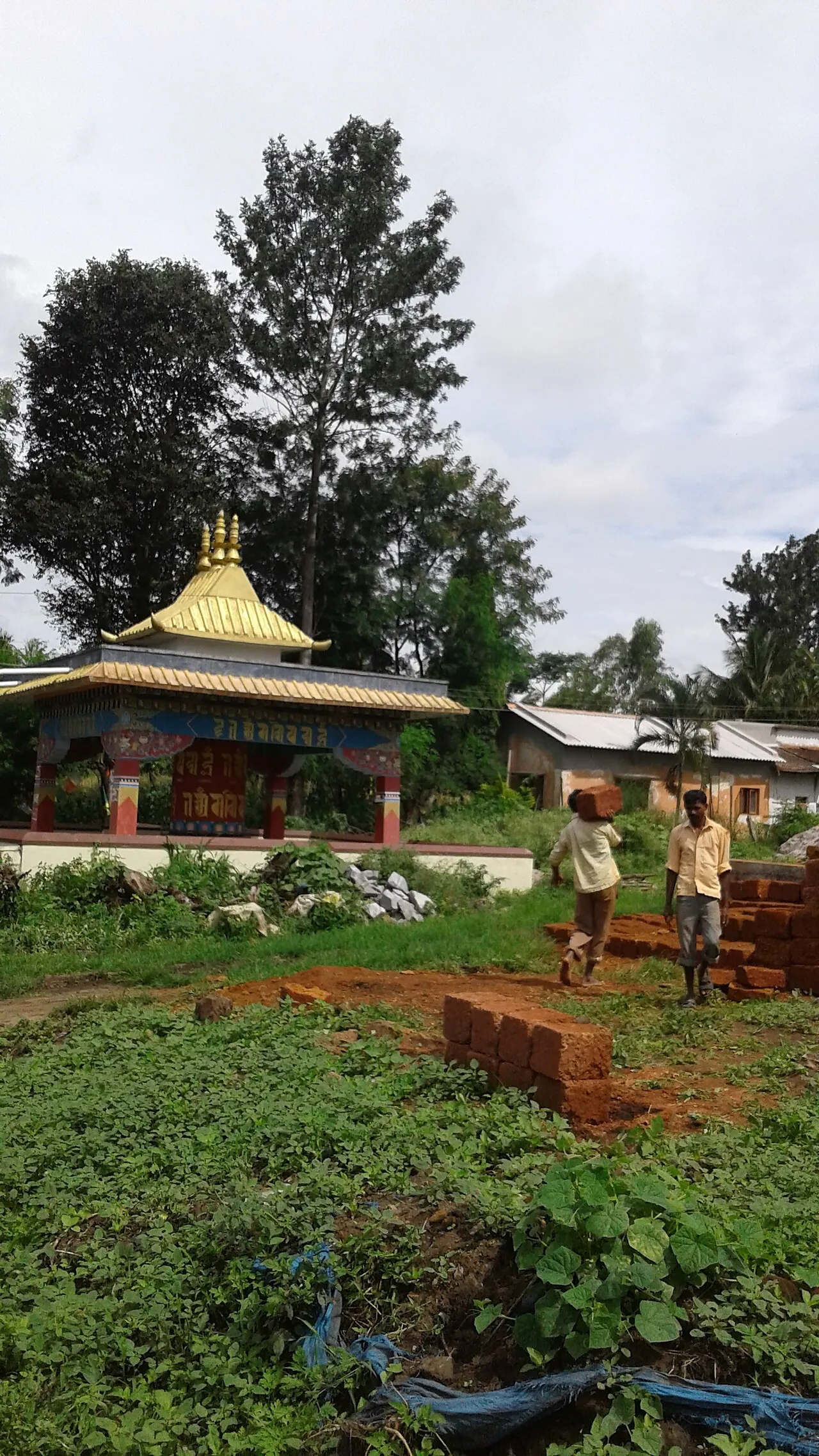 A street in the Tibetan settlement at Bylakuppe